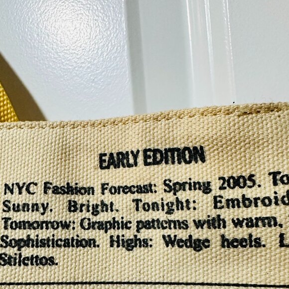 VNT DKNY Donna Karan New York City Sidewalks Landscape Canvas Tote, (NWOT) - Picture 9 of 16